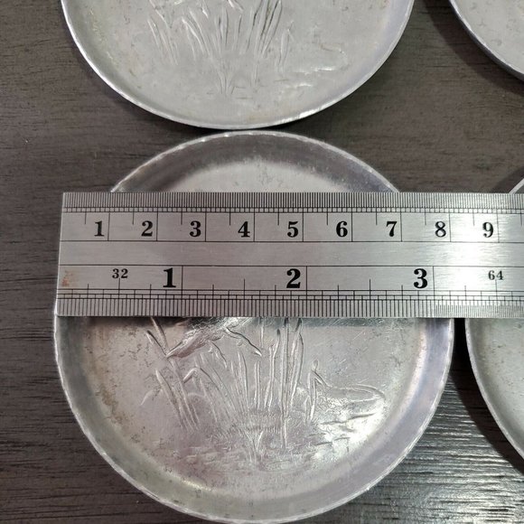 Vintage Everlast Stamped Aluminum Duck Coasters embossed geese flying 1970s - Picture 7 of 7